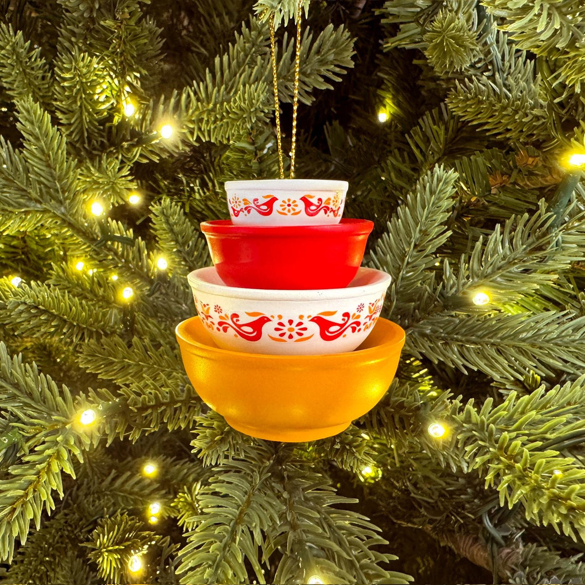 Retro Miniature Kitchen Bowl Stack Christmas Ornament Decor - Friendship